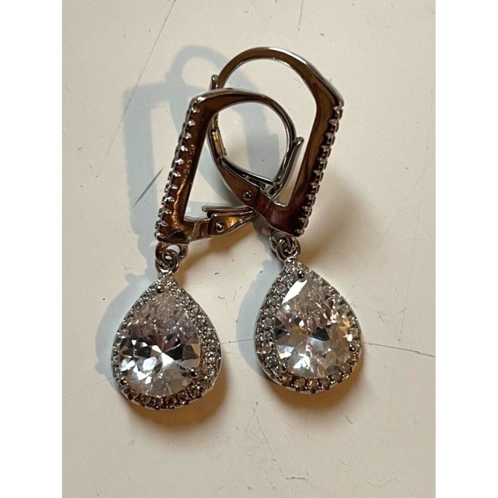 Fancy Teardrop Rhinestone Earrings. EUC.